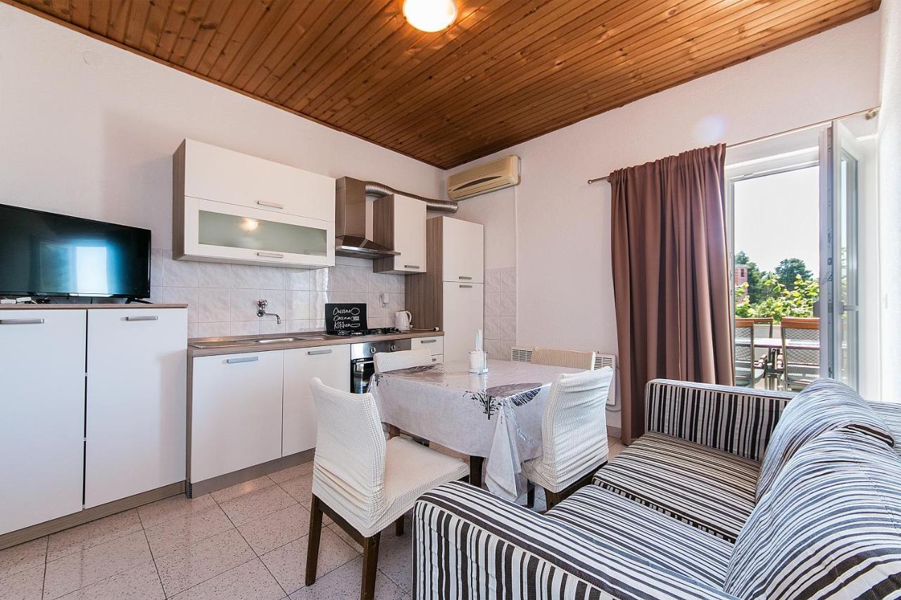 Apartment Zivogosce - Blato 1057D Экстерьер фото