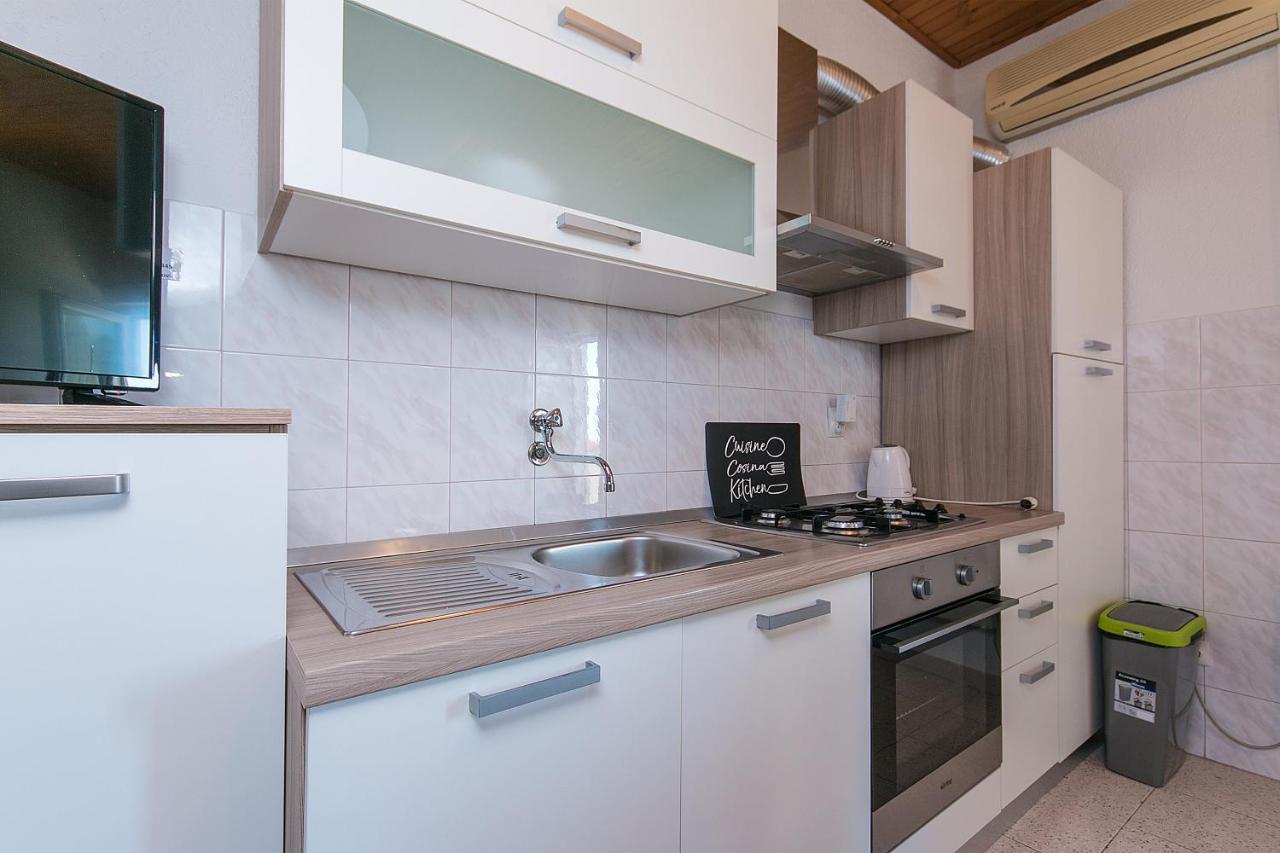 Apartment Zivogosce - Blato 1057D Экстерьер фото